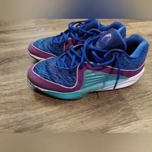 Mena Nike KD 16 Ready Play Sneakers Size 9.5